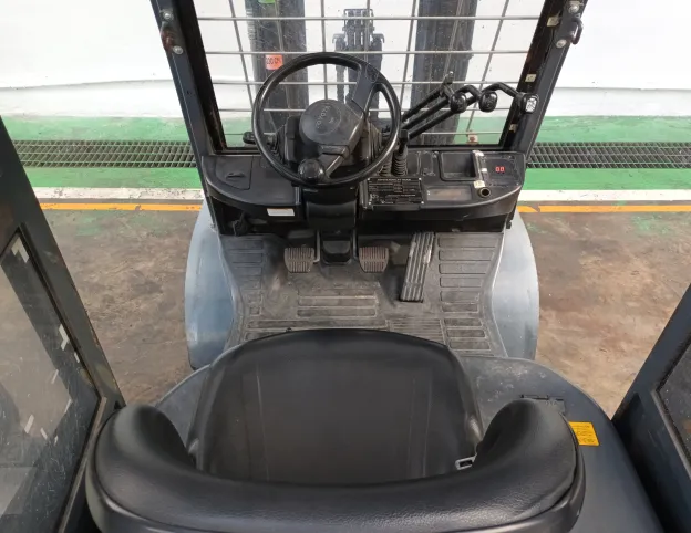 Xe nâng dầu Toyota 2,5 tấn 62 - 8FD25 sản xuất 2021 