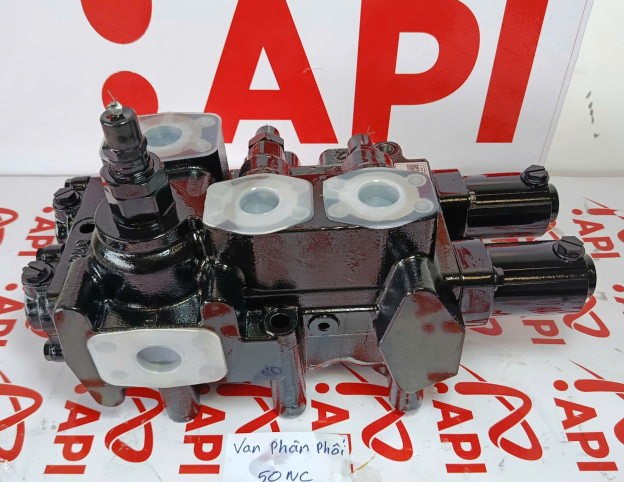 Van Phân Phối Xe Xúc Lonking 50NC Chính Hãng