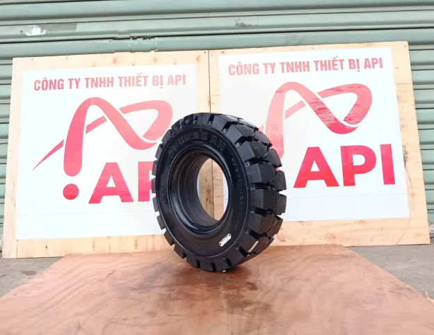 5.00-8 SR63 Lốp Đặc Xe Nâng Sheng An  – Bền Bỉ & Chống Mài Mòn Tuyệt Đối