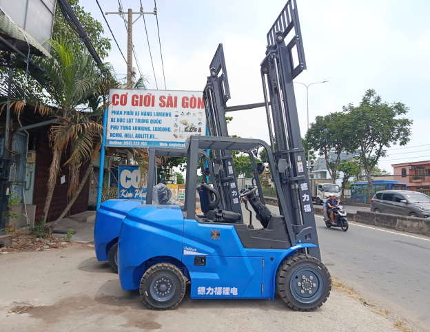 Xe Nâng Điện Delifork CPD 3000kg Cao 3m